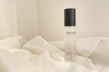 #SIONNBS の #導入化粧水 を使い始めました
お風呂あがりの乾燥しがちなタイミングで
シュッと吹きかけています♡♡♡
⁡
プッシュタイプなので手軽に出来...