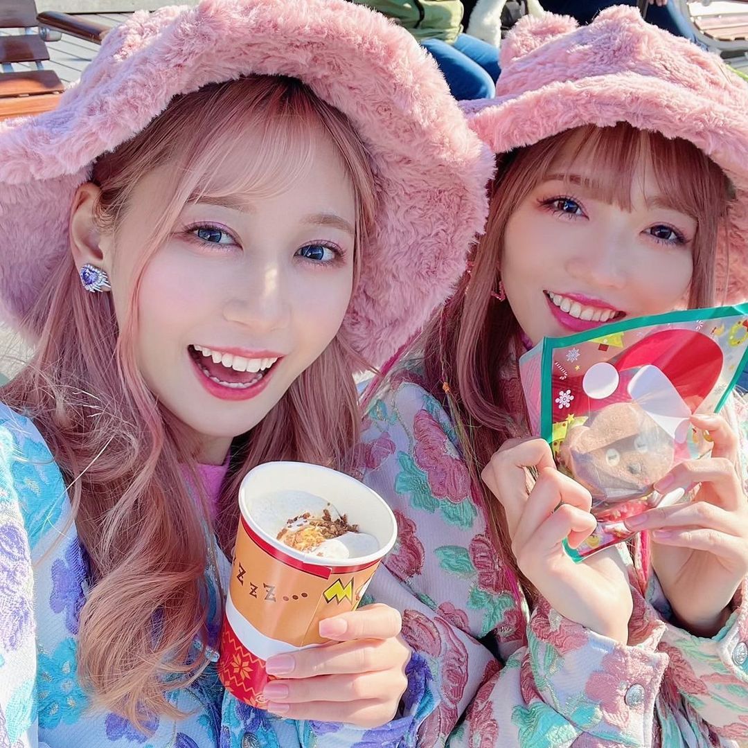 今野由起子 ユニバの周年クリスマスイベント ツリーがめちゃめちゃでっかい ミニオン達やスヌーピー達もすっかりサンタ仕様になっててみんな可愛かった キティちゃんのツ Moe Zine 今野由起子 ユニバの周年クリスマスイベント ツリーがめちゃめちゃでっかい ミニオン達やスヌーピー達もすっかりサンタ仕様になっててみんな可愛かった キティちゃんのツ Moe Zine