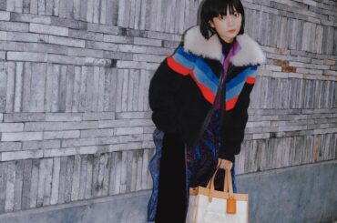 .
可愛すぎるジャケットと黒のワンピース着せてもらいましたっ
紫の特徴的なワンピースと合わせてみました
かわいすぎた〜〜〜。
#CoachNY
#CoachHo...