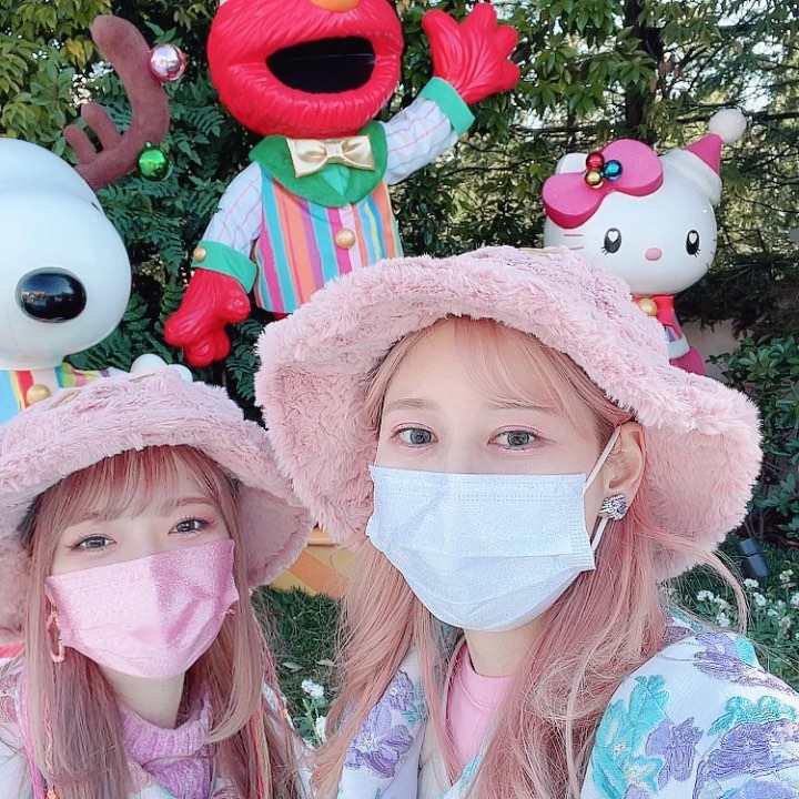 今野由起子 ユニバの周年クリスマスイベント ツリーがめちゃめちゃでっかい ミニオン達やスヌーピー達もすっかりサンタ仕様になっててみんな可愛かった キティちゃんのツ Moe Zine 今野由起子 ユニバの周年クリスマスイベント ツリーがめちゃめちゃでっかい ミニオン達やスヌーピー達もすっかりサンタ仕様になっててみんな可愛かった キティちゃんのツ Moe Zine