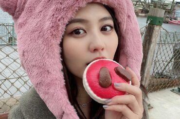 サンタまん
暖炉から抜けなくなったサンタさんの形らしいかわいい
もうすぐクリスマスだからね
⁡
人生初めてのマツパしたんだけどまつ毛めっちゃ調子いい！
メイクも...