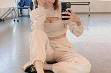 履いてたら絶対褒められるスニーカー

踊りやすい

@nike 
@sacaiofficial...