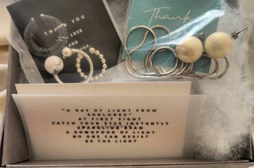 .
Thanks
早めのクリスマスプレゼントが
@ajinco_style　から
可愛いデザインで私のお気に入りの
Tiffanyちゃんの指輪とも相性◎
小指に...