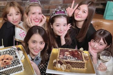 ・
・
るなさらバースデー
・
・
ひな幹事のサプライズ会で
行くか迷ってるルナに焦るヒナ笑
無事2人とも祝うこと出来てよかった♡
2人ともおめでとう
・...