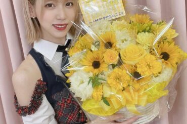 デビュー10周年のお花をいただきました
ありがとうございます
.

これからもファンの皆さん、周りの人たちへの感謝を忘れずがんばります！...