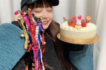 12月ほぼ毎日ケーキ食べてる(^_^;)

この日はゆずかがお誕生日お祝いしてくれた
ありがとう♡♡

 #誕生日  # #ケーキ  #苺  #大好き  #...