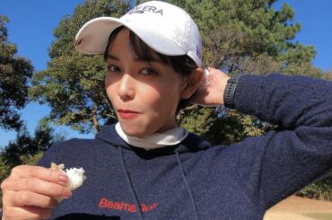 ギリギリ100切りの98の日
手にはおにぎり
#golf
#依吹怜の目指せゴルフコロッセオ...