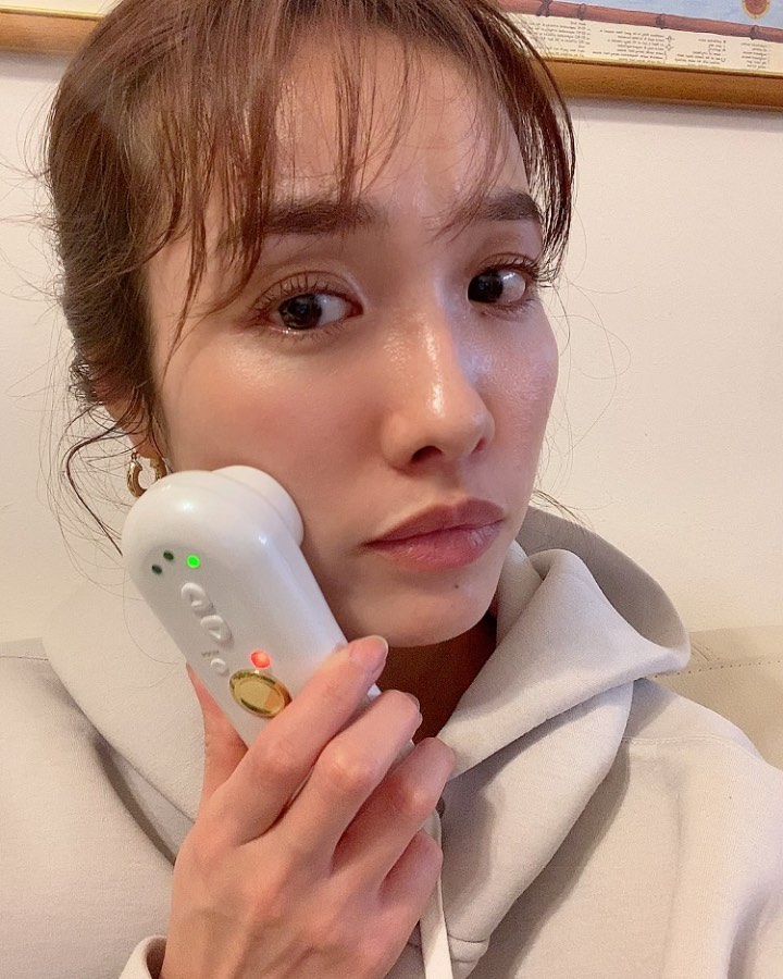 ギフト エルフェイス 美顔器 starehegirlscentre.sc.ke
