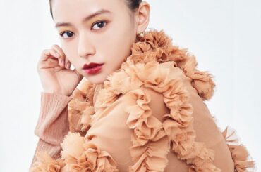 Merry Xmas

@maquia.magazine...