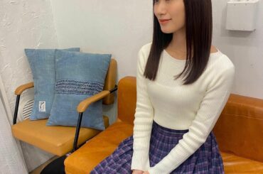 ＊
舞台が終わったので先日美容院へ。

役の関係でしばらく明るめの髪色にしていたのですが、
暗めに戻しました
ほんのりバイオレットとピンクが透けるカラーでお気に...