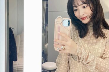 展示会で頼んだiPhoneケースが届いて
早速変えちゃいました。
ヌーディーなピンクに一目惚れ…

ストラップも付いてるので首から
下げれるのもポイント。

そ...