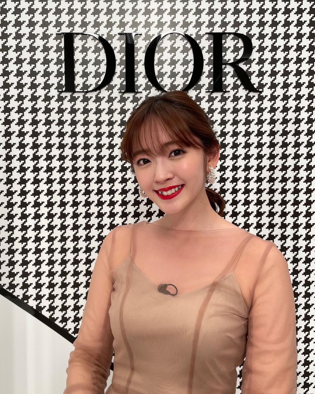 鈴木愛理 Vocemagazine Diorbeauty インスタライブありがとうございました 実は今日サウナデビューしたの だから身体が終始ぽかぽか Moe Zine
