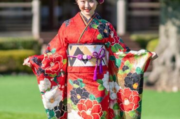 大人への第一歩を踏み出される諸先輩方に
心からお祝い申し上げます。
皆様へ続けますよう、自己を律し、日々精進し
成人を迎えられるよう過ごしたいと思います。
新...