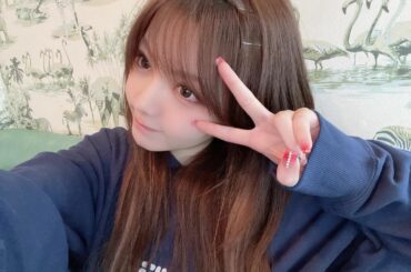 .
寒いとジャージで出かけがち
てか最近の投稿こういう色の服多いな

いつもね 服買う色がその時その時で被る
・‥…━━━☞・‥…━━━☞
#れーなこーで
#ジ...