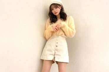 イエロー×ホワイト
⁡
⁡
beret→ #vivantjolie 
knit→ #foxx
short pants→ #grl 
⁡
⁡
⁡
#私服 #AKB...