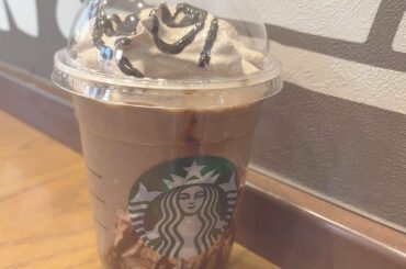 *
*
チョコ好きにはたまらなく美味しかった〜
*
*
#スターバックス #スタバ #starbucks #スタバ新作 #新作フラペチーノ #トリプル生チョコ...