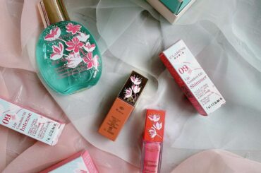 春コスメの季節だ 
本日発売の @clarinsjp Spring Collection
＂Lucky Glow Collection＂いただきました
⁡
だい...