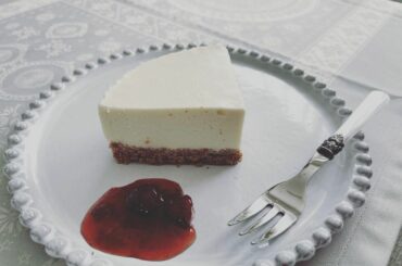 おはようございます！

昨日仕込んだチーズケーキができました
美味しい、、。...