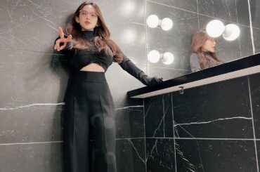 .
.
code♡
.
.
sunglasses
@issei_glassesfitter 
tops&bottom
@zara 
shoes
@miumiu ...