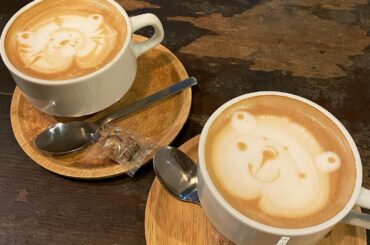 このカフェラテ、
くまととらになってるの
2匹ともけつあごでかわいいね

今週もおつかれちゃん

 #カフェラテ #ケツアゴ...