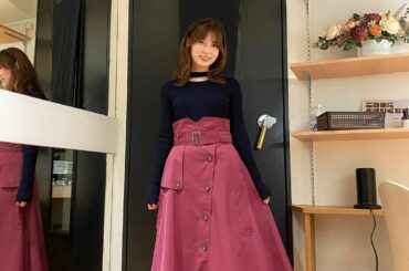 トップスはあんにんさん
スカートは横山さんのお下がり

大好きな先輩のお洋服に包まれて幸せでした〜

 #めぐコーデ...