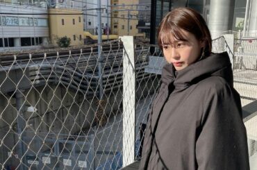 今日ね、白いデニムを履いてワンちゃんのいるカフェに癒されに行ったらわんこが私が座ってる後ろでして白いデニムにめっちゃついて私が漏らしたみたいになったんだ

わん...