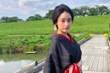 本日よる11時から、
WOWOWオリジナルドラマ「にんげんこわい」第２話辰巳の辻占が放送となります！

ぜひご覧ください

#山本美月　#山本美月スタッフ
#に...