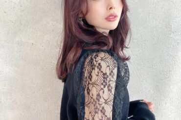 まだ寒いけど、日によっては昼間はちょっと暖かくなってきた気がする
春はもうすぐ！ということで、春をちょっと先取りしたヘアカラー

いつもはTHE・赤！ THE・...