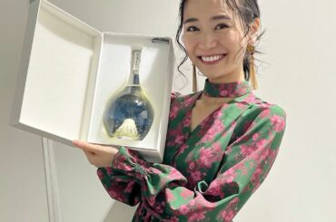 【しーたん日本酒録】
⁡
富士の酒
「飛竜乗雲」純米大吟醸
⁡
日本の心を詰め込んだ豪華酒。
⁡
富士山を目の前で観ながらゆったりした気持ちでキャビアでもつまん...