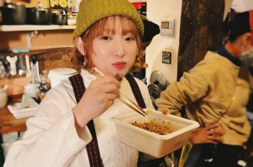 【ヒトリとキミと】
昨日リリースです
食いしん坊オフショット
一平ちゃんやっぱマジうま〜...