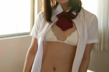 swipe♡
夕方の教室って良いよね...