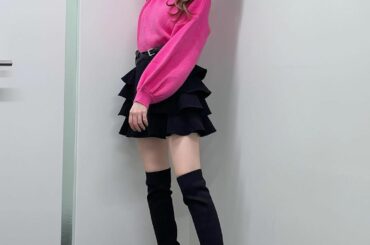 .
きのうの【教えて！クロちゃん先生】で着た衣装です

写真撮るの忘れて髪の毛ポニーテールしとったの、ほどいてしまった
・‥…━━━☞・‥…━━━☞
#ナルシス...