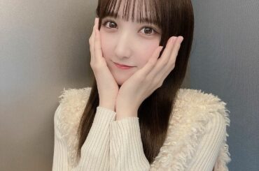 ‪‪︎‬

この前パーカー載せたら好評だったけど
こういうのはどうですか？

カメラアプリ変えて撮ったら白くなった！！幸
アプリで撮るのにさらに小顔ポーズしてま...