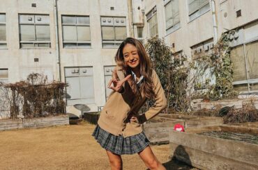 ．
Twitterで好評だったので
久しぶりすぎる制服︎
2015年JK2年目に着てたものを(写真4枚目)
2022年23歳でコスプレ
もしもと思って捨てなくて...