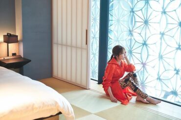 H&M Studio 2022S/Sのビビッドな色使いの最新コレクションを着用して、東京にいながら別世界に誘う星のや東京さんへ...

攻めたデザインのアイテム...