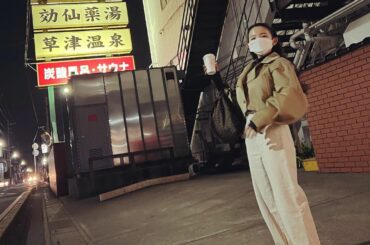 .
.
2日連続のサ活
愛しの草加
今日も爆温でした◎
水風呂11.9℃まで下がった瞬間あって
最強でした
やっぱ草加だねーーーーーー
.
.
おでこめっちゃ光...