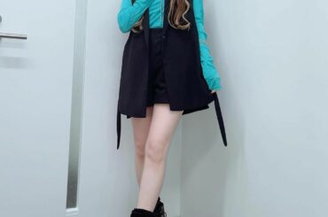 .
きのうのAbema BOATRACE CAMPUS『教えて！クロちゃん先生』で着た衣装です

髪型も今までやったことない(?)髪型してみました♩
ちょっとハ...