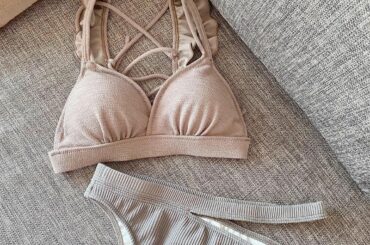 ㅤㅤㅤ
ㅤㅤㅤ
今年も水着は @tothesea_hawaii さん 
自分が好きなセットアップに
組み合わせ出来るので今回は
大人っぽくしてみました
ㅤㅤㅤ
...