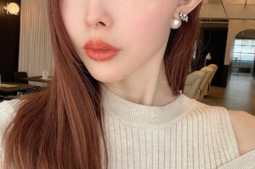 春らしい日はフレッシュなオレンジメイクやオレンジの洋服が着たくなる

今日は @pilates_studio_make でピラティスの日だったので、オレンジのト...