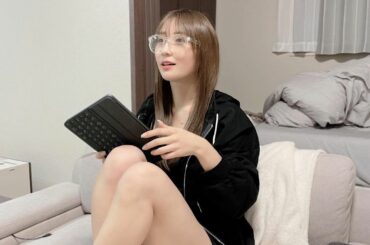 YouTubeの編集溜まりすぎて
一旦放置してネトフリみてます！
最近は未成年裁判を見てる
.
ダイエットのために朝昼抜いたのに
夜トンカツ定食食べちゃって
血...