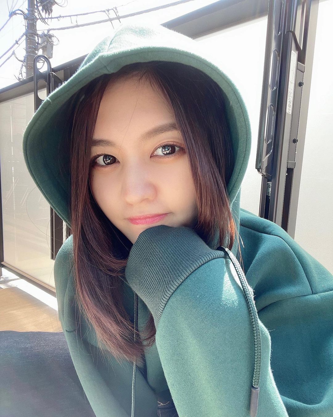 林ゆめ 髪の毛を切るか伸ばすかずっと迷ってる〜 ちょっと切ってちょっと伸びた。笑 最近昼間暖かくて嬉しいね... Moe Zine 林ゆめ 髪の毛を切るか伸ばすかずっと迷ってる〜 ちょっと切ってちょっと伸びた。笑 最近昼間暖かくて嬉しいね... Moe Zine