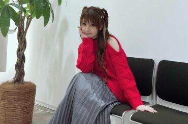 .
この前のオンラインイベントの時の服です
あの時上半身しかうつってなかったけど全身こんな感じでした
・‥…━━━☞・‥…━━━☞
#れーなこーで
#アンビー ...