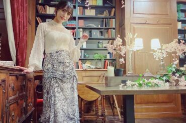 .
カレンダー発売イベント
1部2部で服チェンジしました
私服で出演する機会多いので
またどこかで同じ服を見るかも
改めて昨日はありがとでした！！

tops...