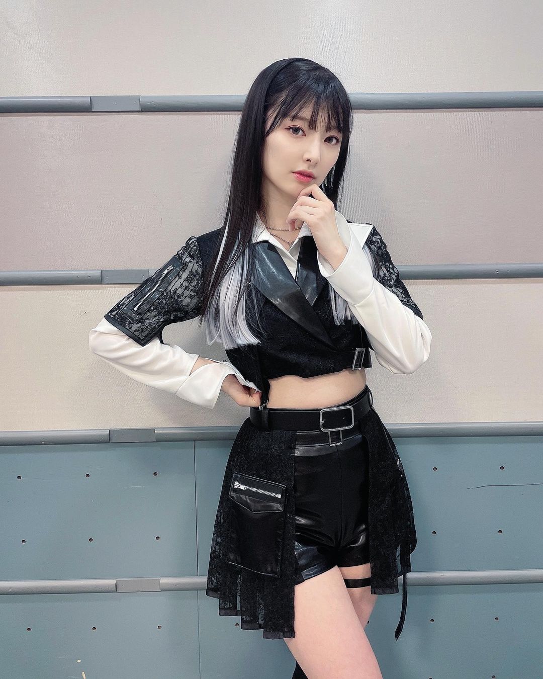 武藤十夢 今回はmvの衣装とは別の 新衣装でした みんな形が全然違うの 可愛い Akb48 Newsingle 元カレです Akbの元カレです Cdtv Moe Zine