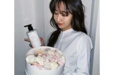 Thank you so much for the pretty pretty flowers @diorbeauty @diormaison 
・
この季節に...