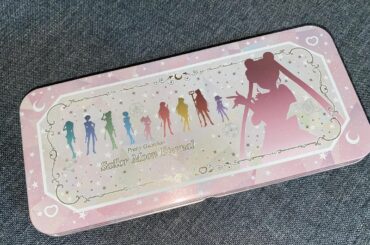 ペンケースにちょうど良い大きさのカンカン

#ポストに届いてた #差出人不明 #怖いと思ったら #父からでした 笑
#美少女戦士セーラームーン #美少女戦士...