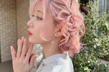 遅くなっちゃったけど、お渡し会来てくれた方ありがとうございました
そして大阪、名古屋での書店巡りも併せて写真載せておくね
サインが置いてある書店さんです
紀伊國...