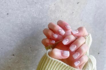 NEW 
⁡
ひさびさのオーロラストーンアート ♡
⁡
上品なフレンチグラデじゃなく
コッパーミラー×乳白グラデでメタリックに
さりげなくパンチ効かせたのがポ...