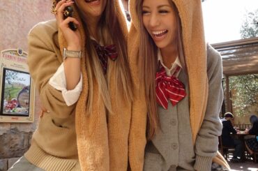 平成JKただいまぁ
デジカメ無加工に命をかけた1日
やっぱぎゃるってちょー可愛い

 #ギャル  #制服ディズニー  #y2k  #平成ギャル  #デジカメ  ...