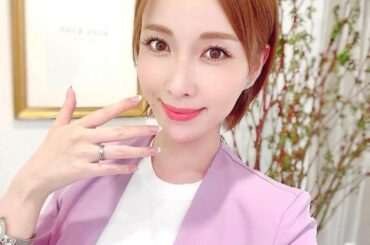 @kisskiss.ginza にてnew.ネイル

久々のフレンチネイル嬉しい…

いつも同じデザインをリピートしたくなるくらいお気に入りなのですが、インスタ...